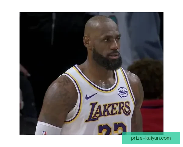 詹姆斯助攻数据持续稳定，展现出强大的组织能力与场上影响力